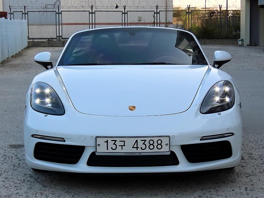 Porsche 718 - Vista 5