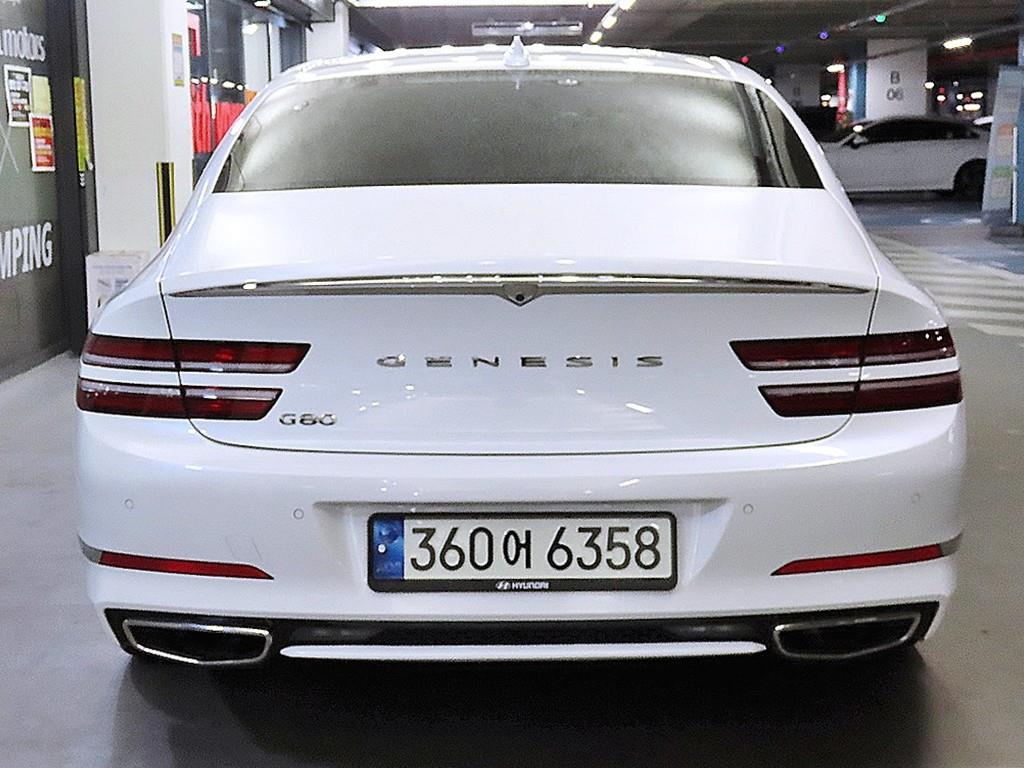 Genesis G80 - Vista 5