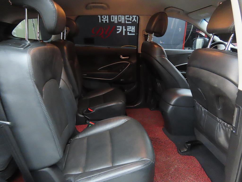 HYUNDAI Maxcruz - Vista 6