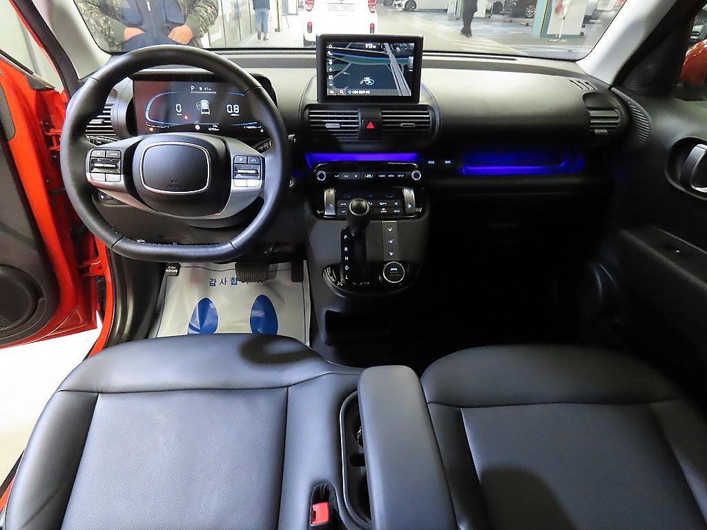 HYUNDAI Casper - Vista 10