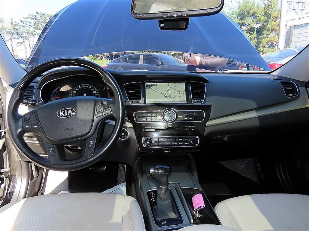 KIA K7 - Vista 7