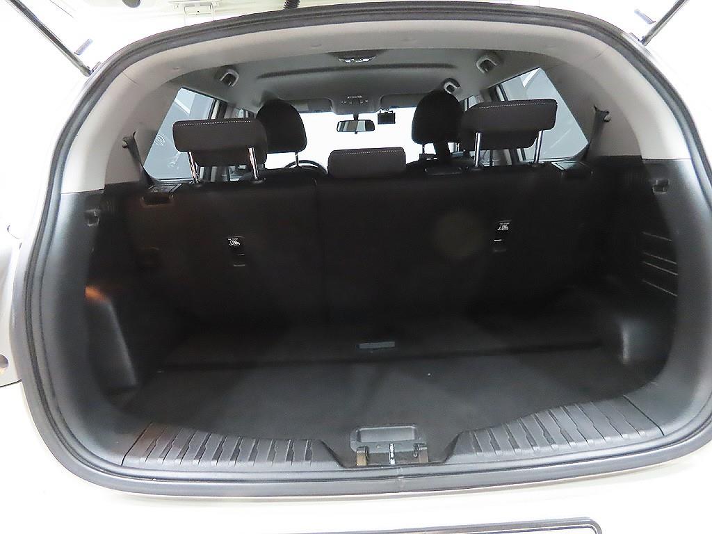 Ssangyong Tivoli 2017 Blanco - Importación desde Corea - HF Imports Iquique - Foto 8