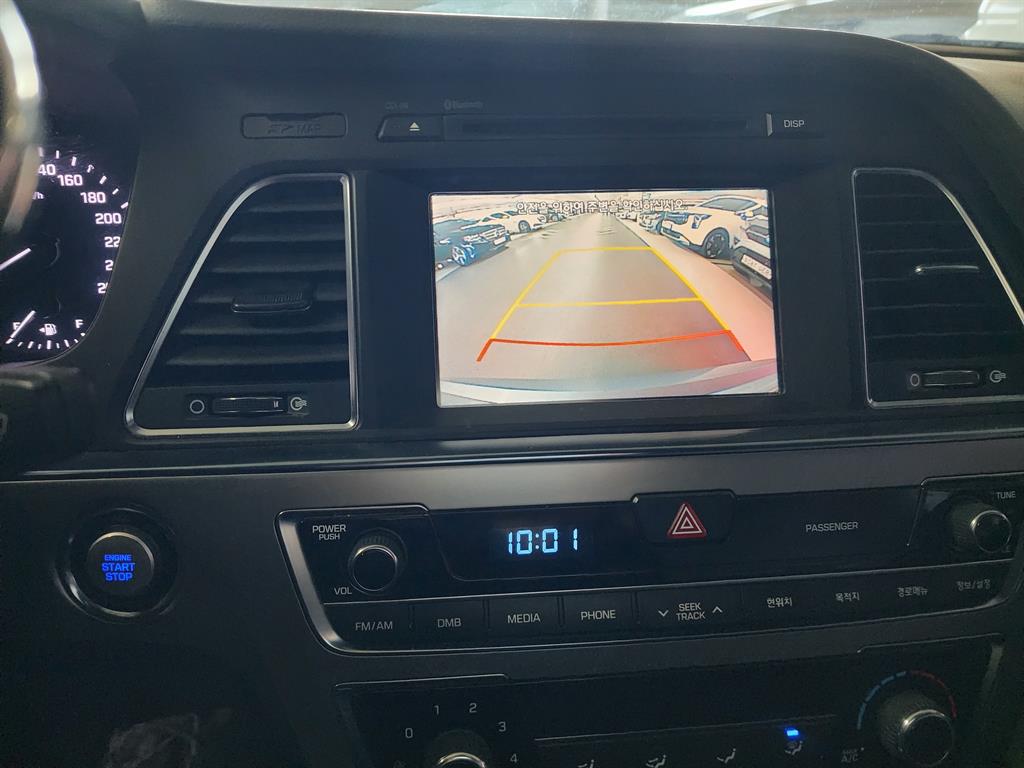 HYUNDAI Sonata - Vista 9