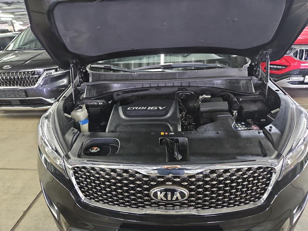 KIA Sorento - Vista 9