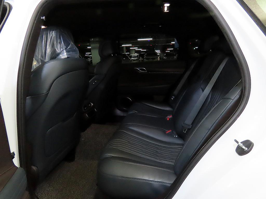 Genesis G80 - Vista 7