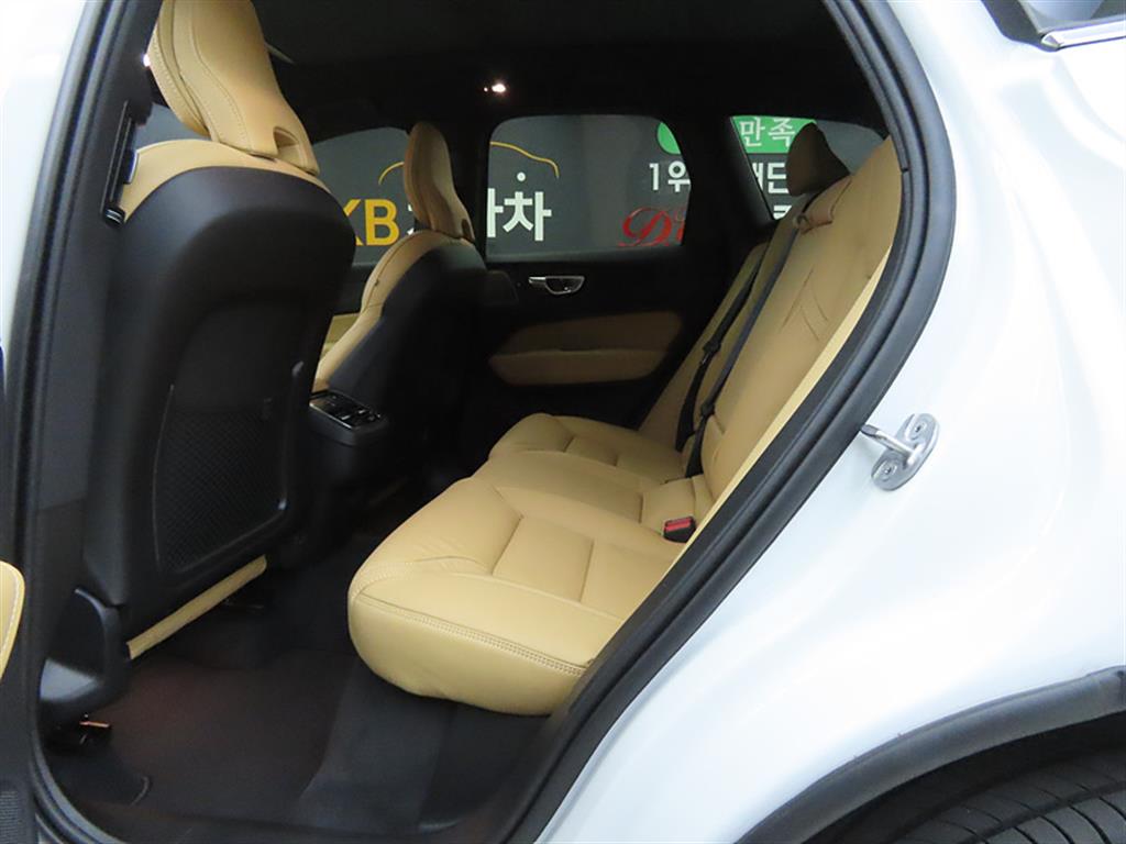 Volvo XC60 - Vista 6