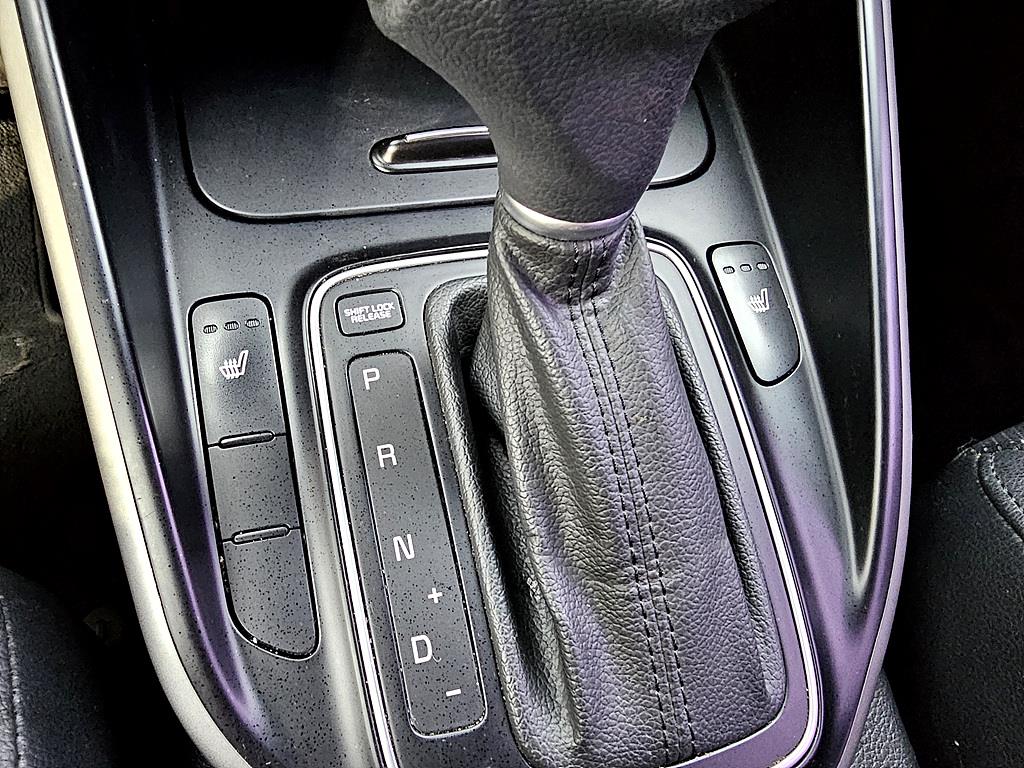 KIA Carens 2015 Gris - Importación desde Corea - HF Imports Iquique - Foto 16