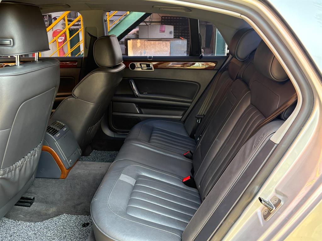 Volkswagen Phaeton - Vista 11