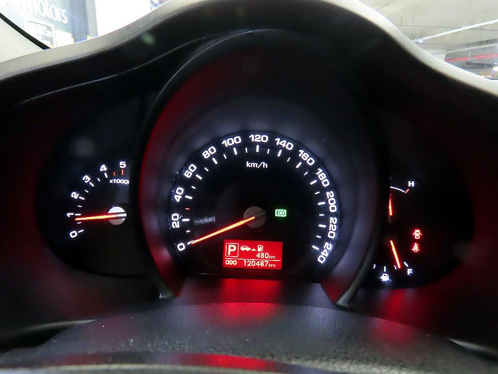 KIA Sportage - Vista 9