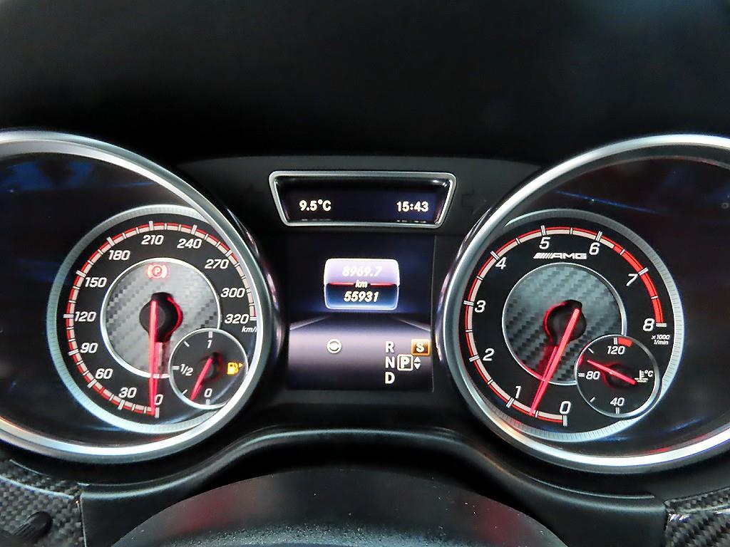 Mercedes Benz GLE Class - Vista 9