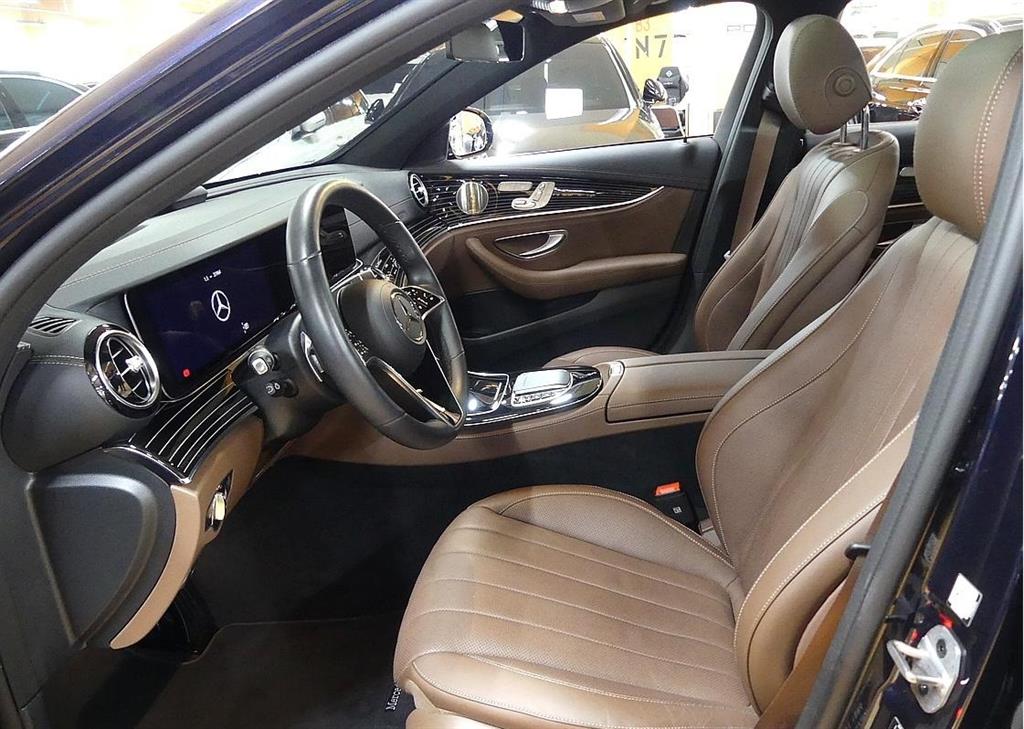 Mercedes Benz E class - Vista 8