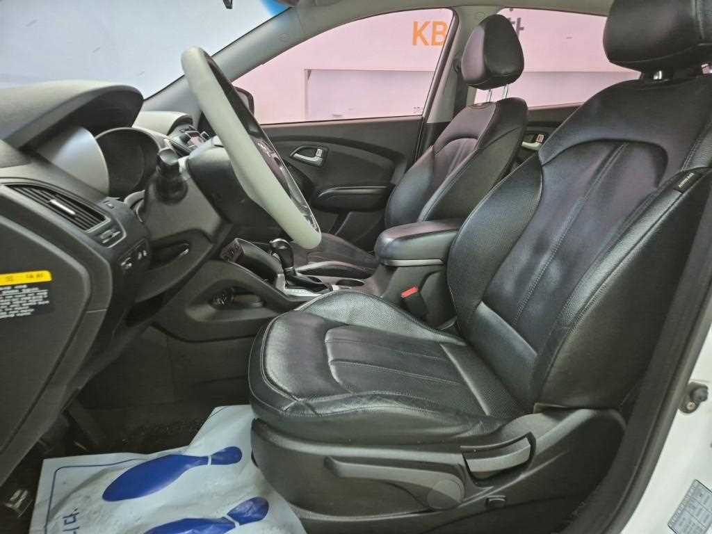 HYUNDAI Tucson - Vista 11