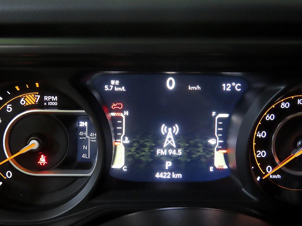 Jeep Wrangler - Vista 9