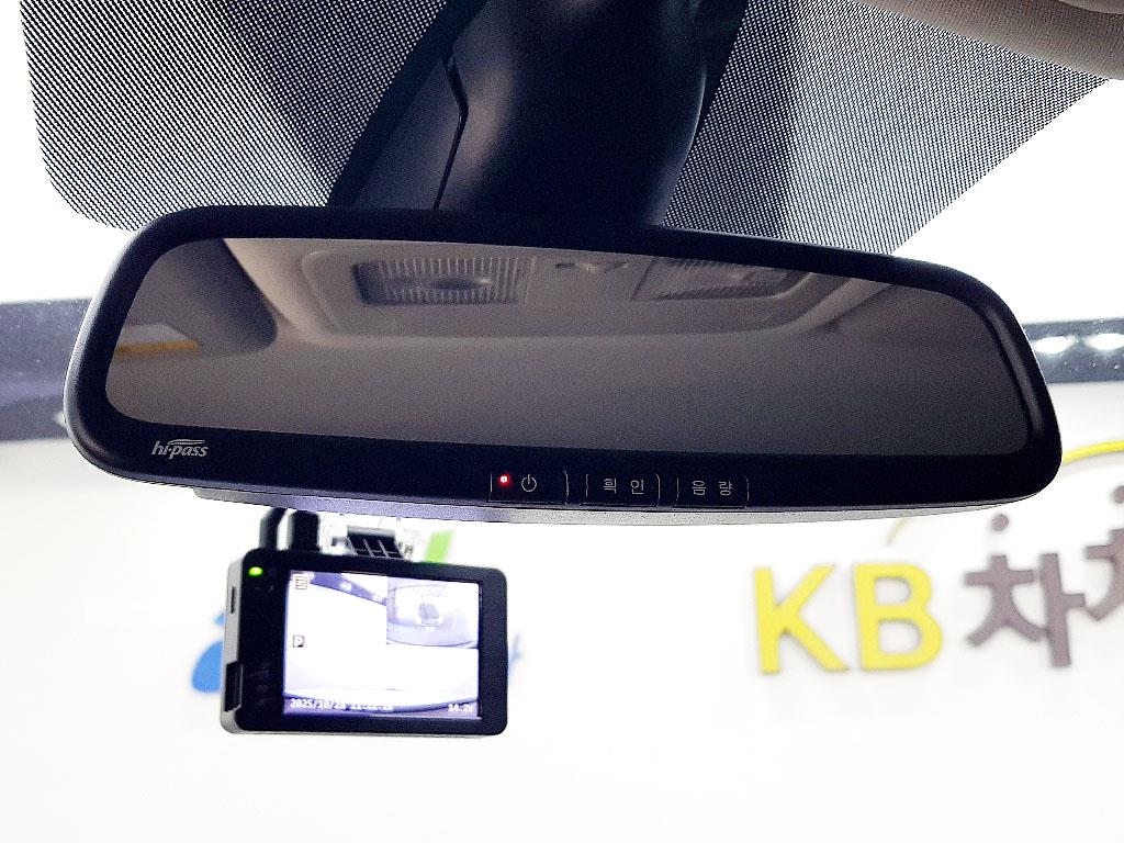 SAMSUNG QM5 - Vista 9