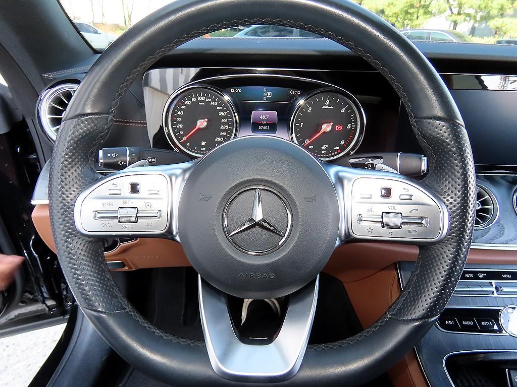 Mercedes Benz E class - Vista 8