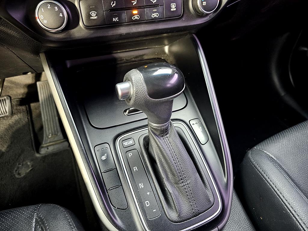 KIA Carens 2015 Gris - Importación desde Corea - HF Imports Iquique - Foto 15