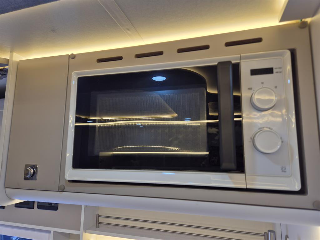 HYUNDAI Staria 2025 Blanco - Importación desde Corea - HF Imports Iquique - Foto 13