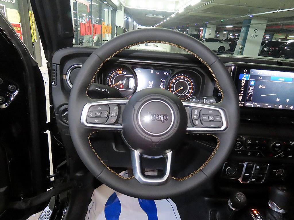 Jeep Wrangler - Vista 8