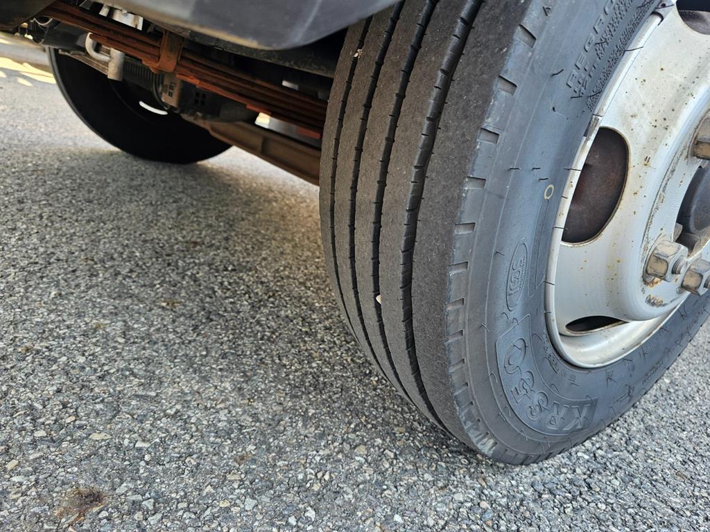 medium and large cargo Cargo 2011 Blanco - Importación desde Corea - HF Imports Iquique - Foto 14