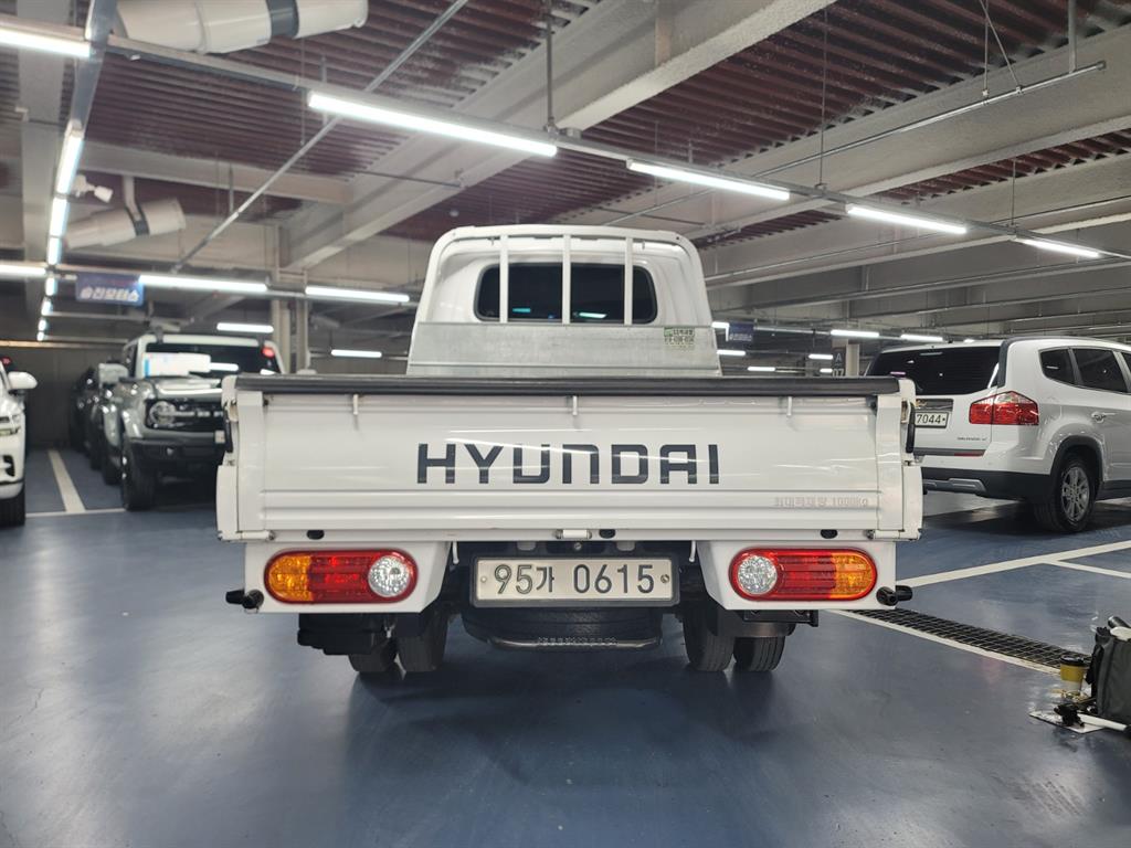 Small Truck Cargo (small) - Vista 4