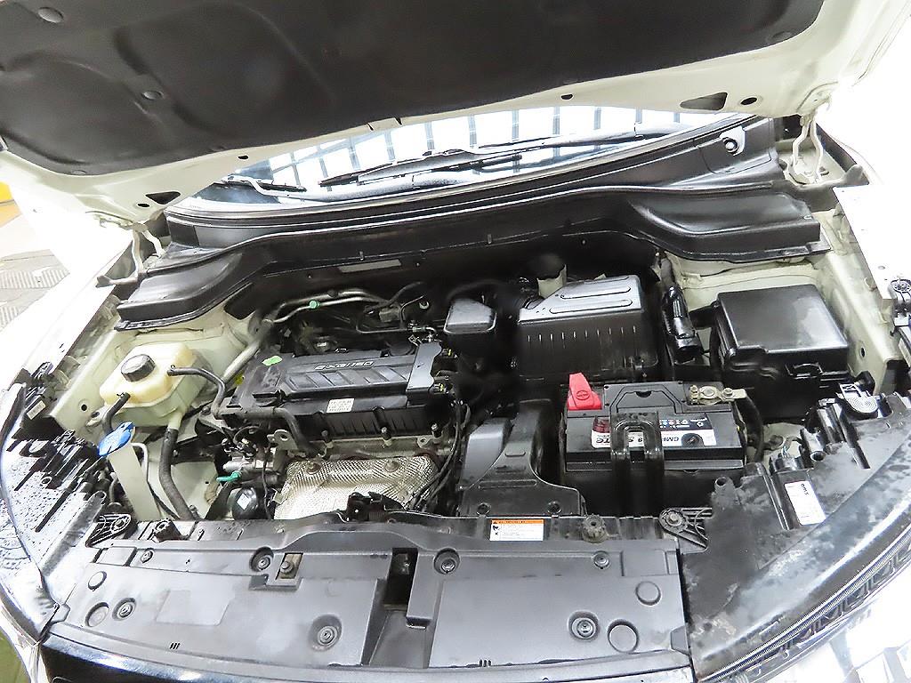 Ssangyong Tivoli 2017 Blanco - Importación desde Corea - HF Imports Iquique - Foto 7