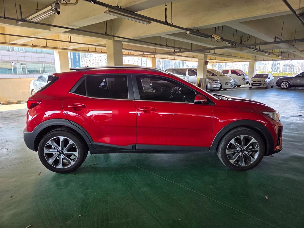 KIA Stonic - Vista 5