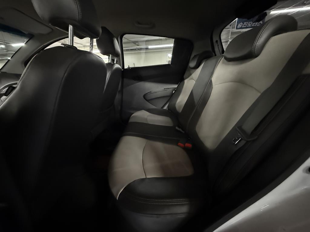 Chevrolet Spark - Vista 6