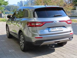 SAMSUNG QM6 - Vista 8