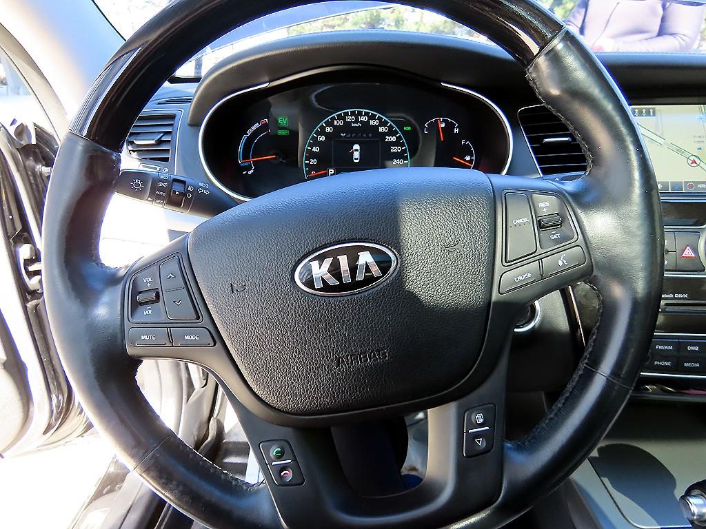 KIA K7 - Vista 8