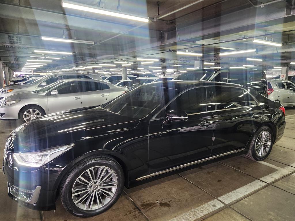 Genesis EQ900 - Vista 4