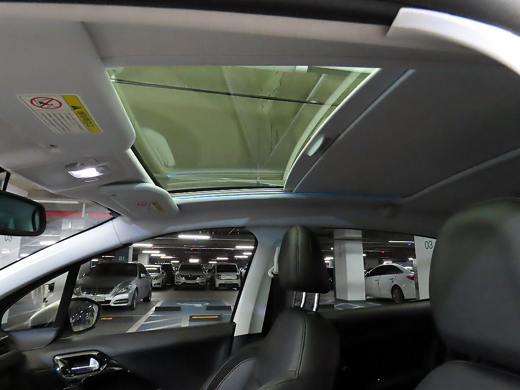 Peugeot 208 2015 Blanco - Importación desde Corea - HF Imports Iquique - Foto 15