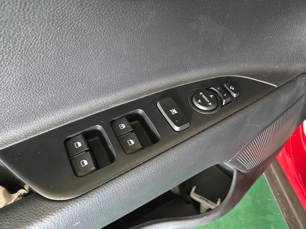 KIA Stonic 2019 Rojo - Importación desde Corea - HF Imports Iquique - Foto 16