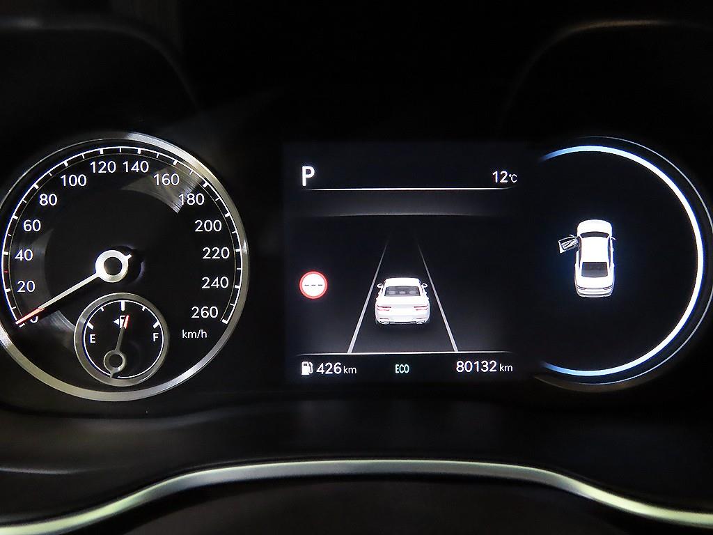 Genesis G80 - Vista 9