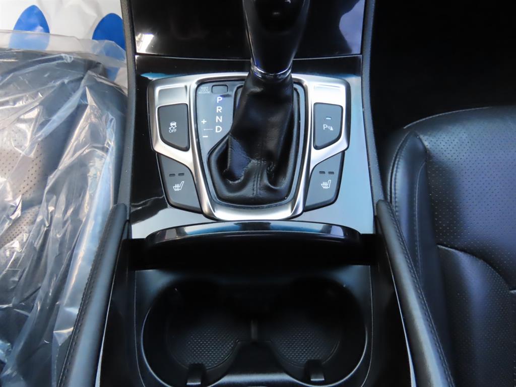 HYUNDAI Grandeur 2012 Negro - Importación desde Corea - HF Imports Iquique - Foto 10