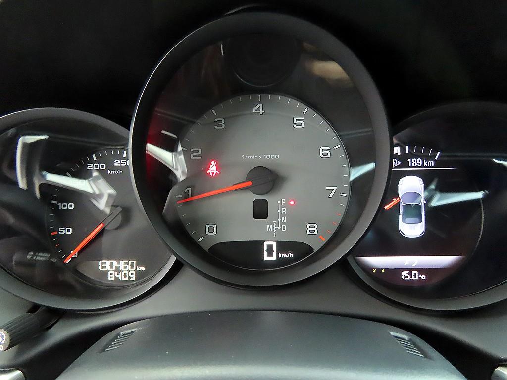 Porsche 718 - Vista 12