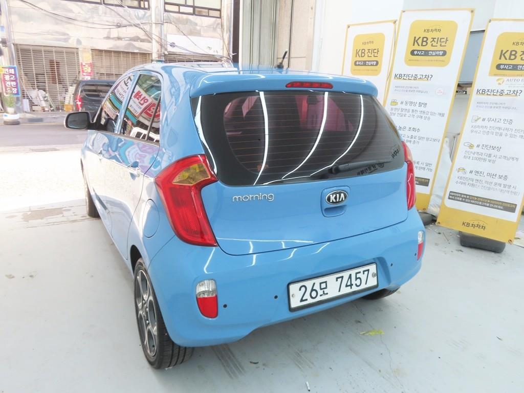 KIA Morning - Vista 4