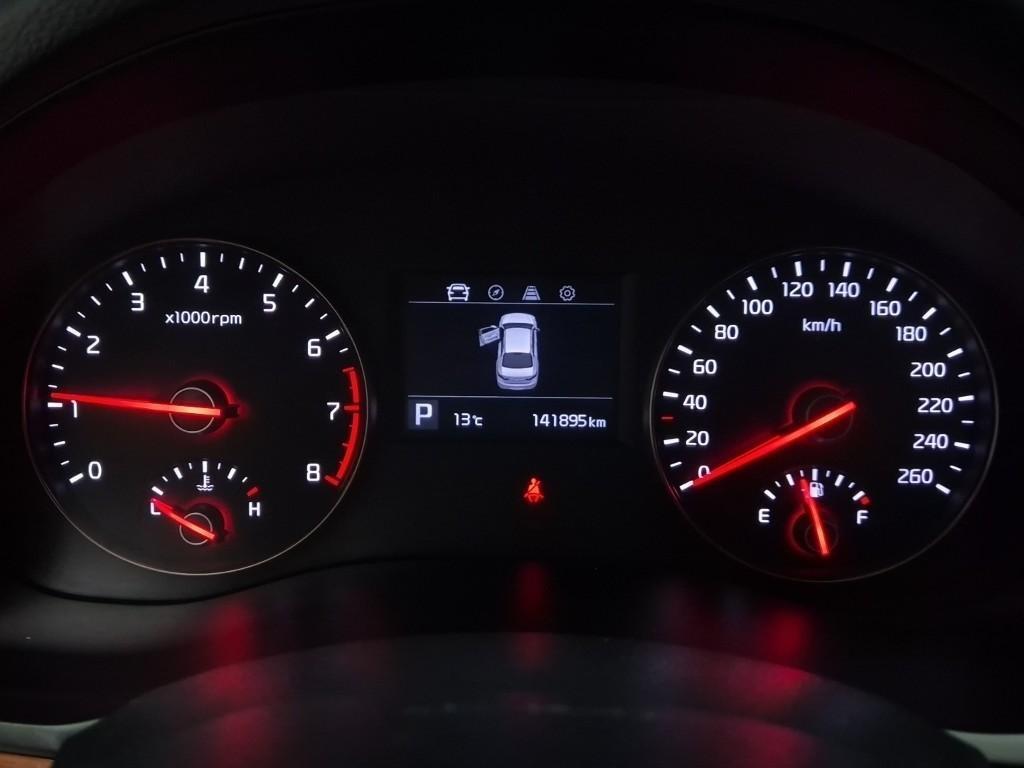 KIA K7 - Vista 5