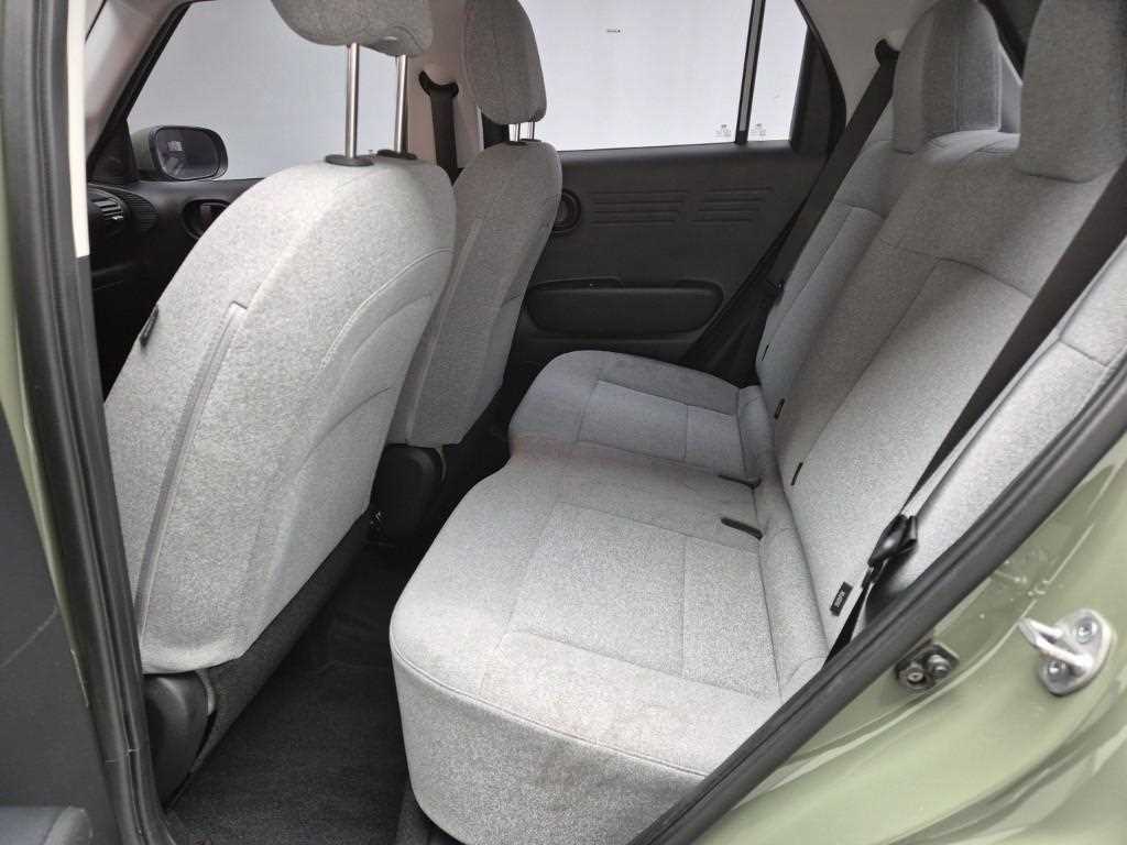 HYUNDAI Casper - Vista 12