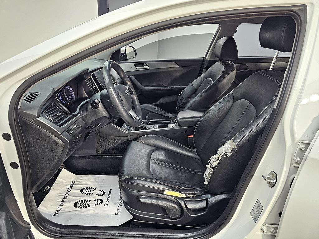 HYUNDAI Sonata - Vista 8