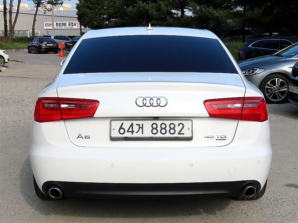 Audi A6 - Vista 4