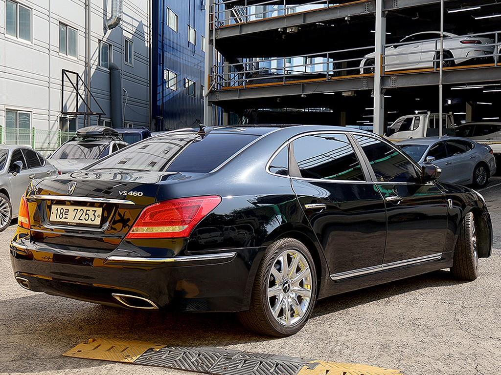 HYUNDAI Equus - Vista 7