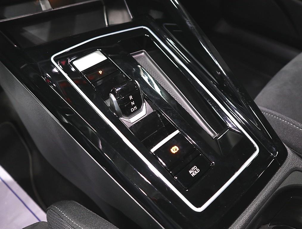 Volkswagen Golf 2024 Blanco - Importación desde Corea - HF Imports Iquique - Foto 14