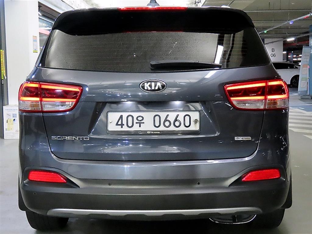 KIA Sorento - Vista 5
