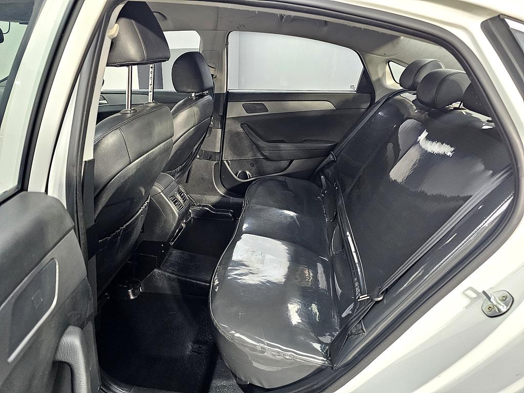 HYUNDAI Sonata - Vista 9