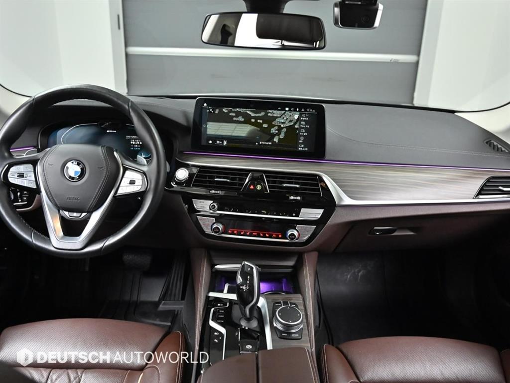 BMW 5 Series - Vista 7