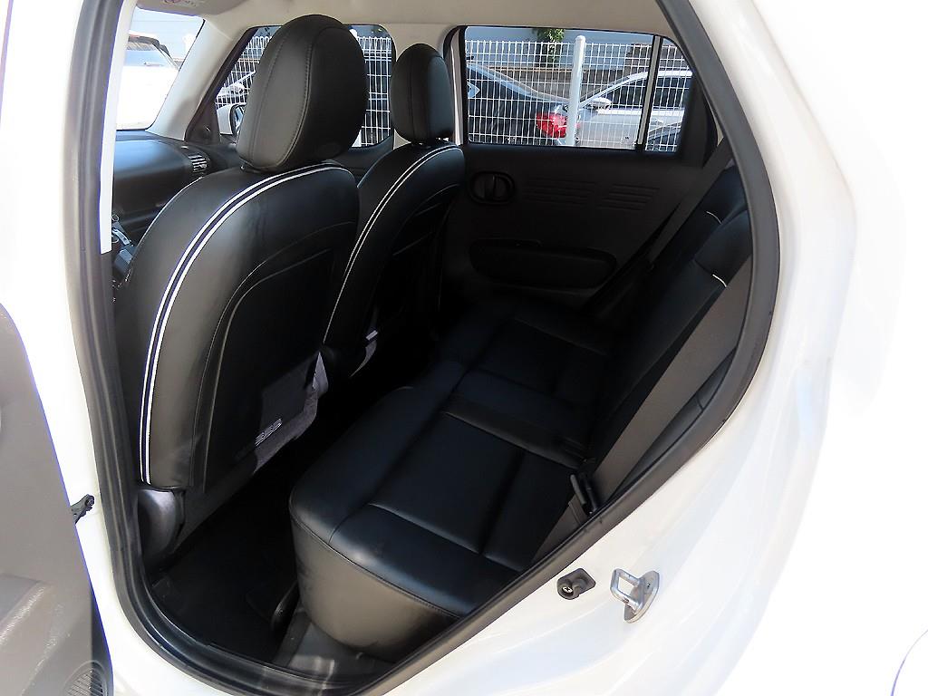 HYUNDAI Casper - Vista 6