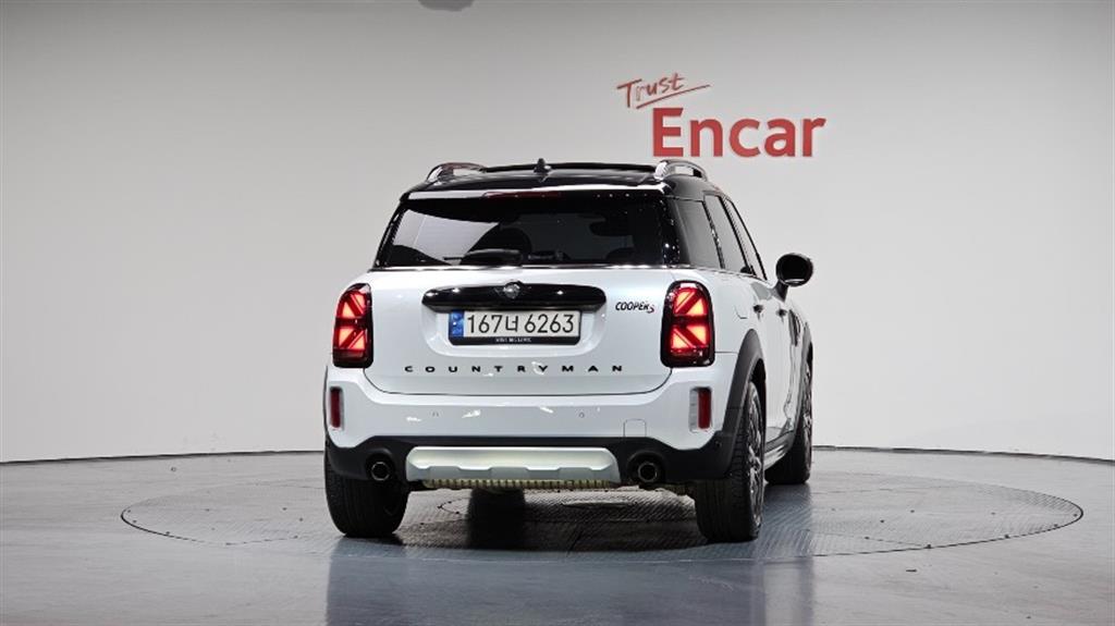 Mini Countryman - Vista 4