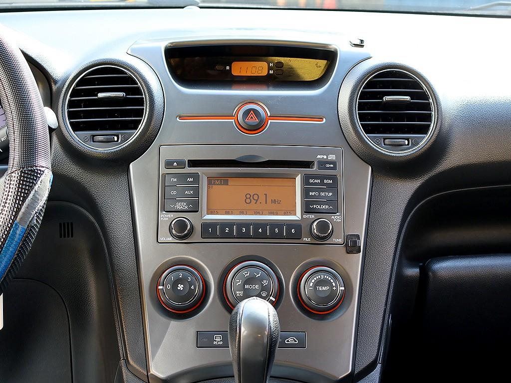 KIA Carens 2011 Gris - Importación desde Corea - HF Imports Iquique - Foto 9