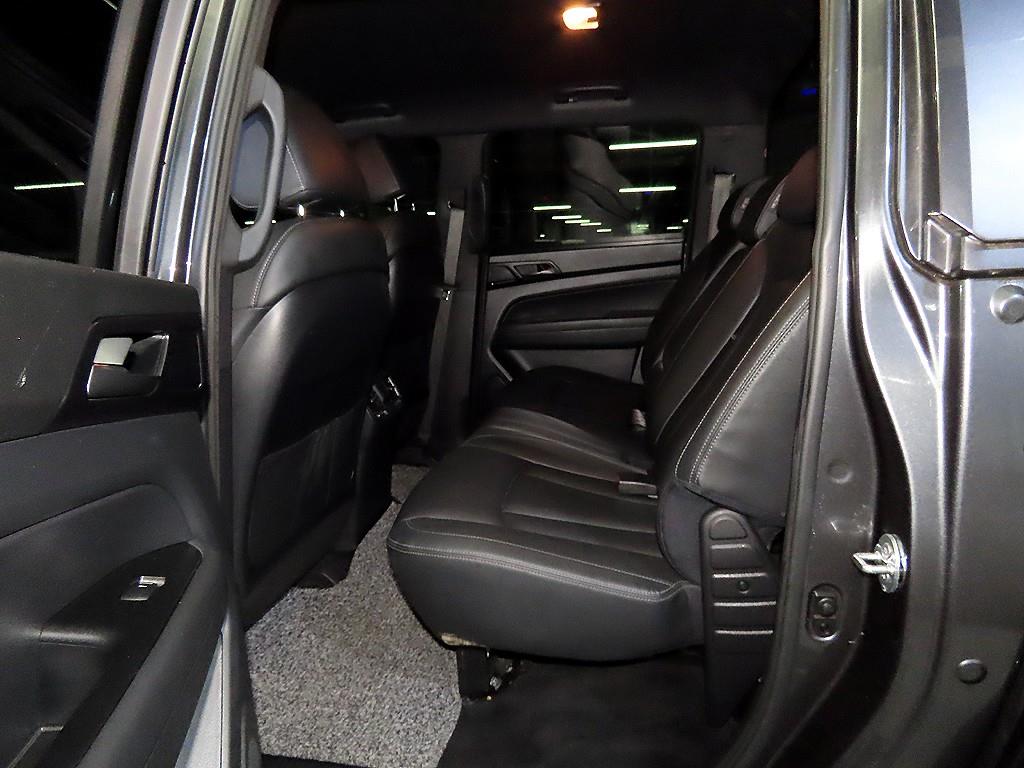 Ssangyong Rexton - Vista 7