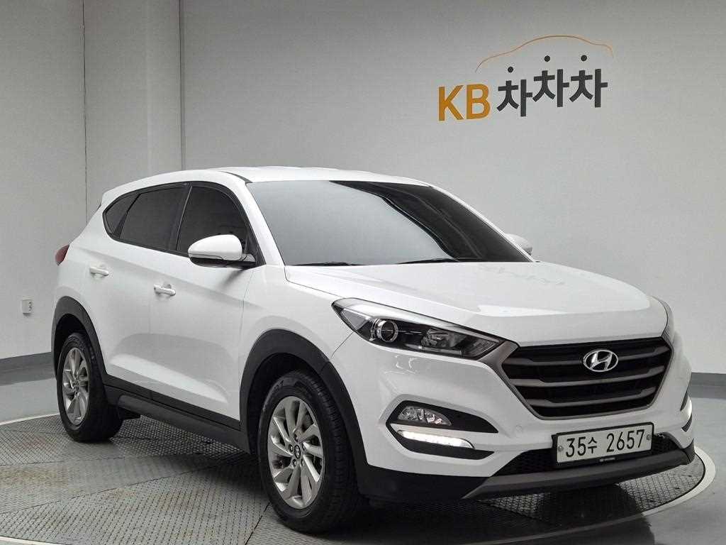 HYUNDAI Tucson - Vista 4